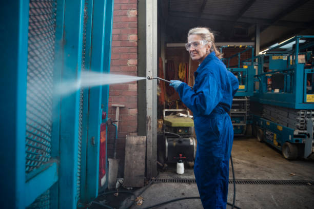 Best Animal Enclosure Cleaning  in Pearl Beach, MI